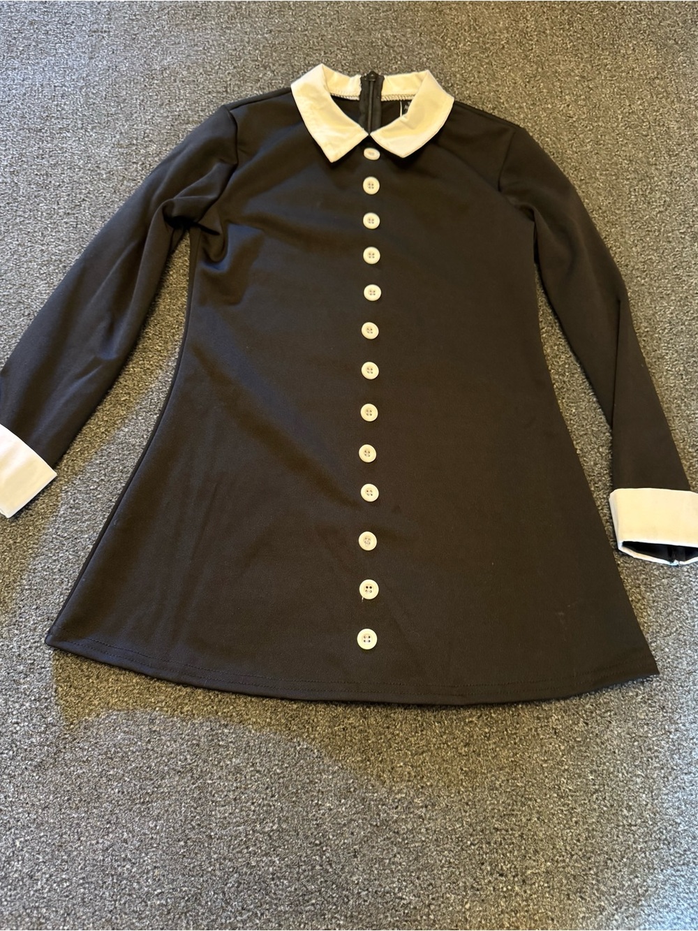 The Addams Family Wednesday Addams Dress Girls Size S 4-6y Goth Costume Black Wh